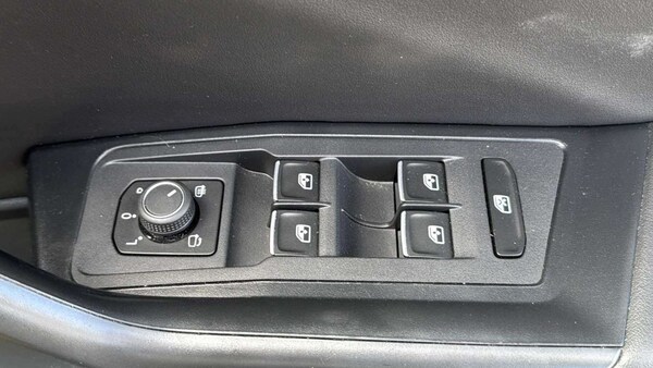Used Volkswagen T-Roc 2020 for sale - 75513044: Photo 22