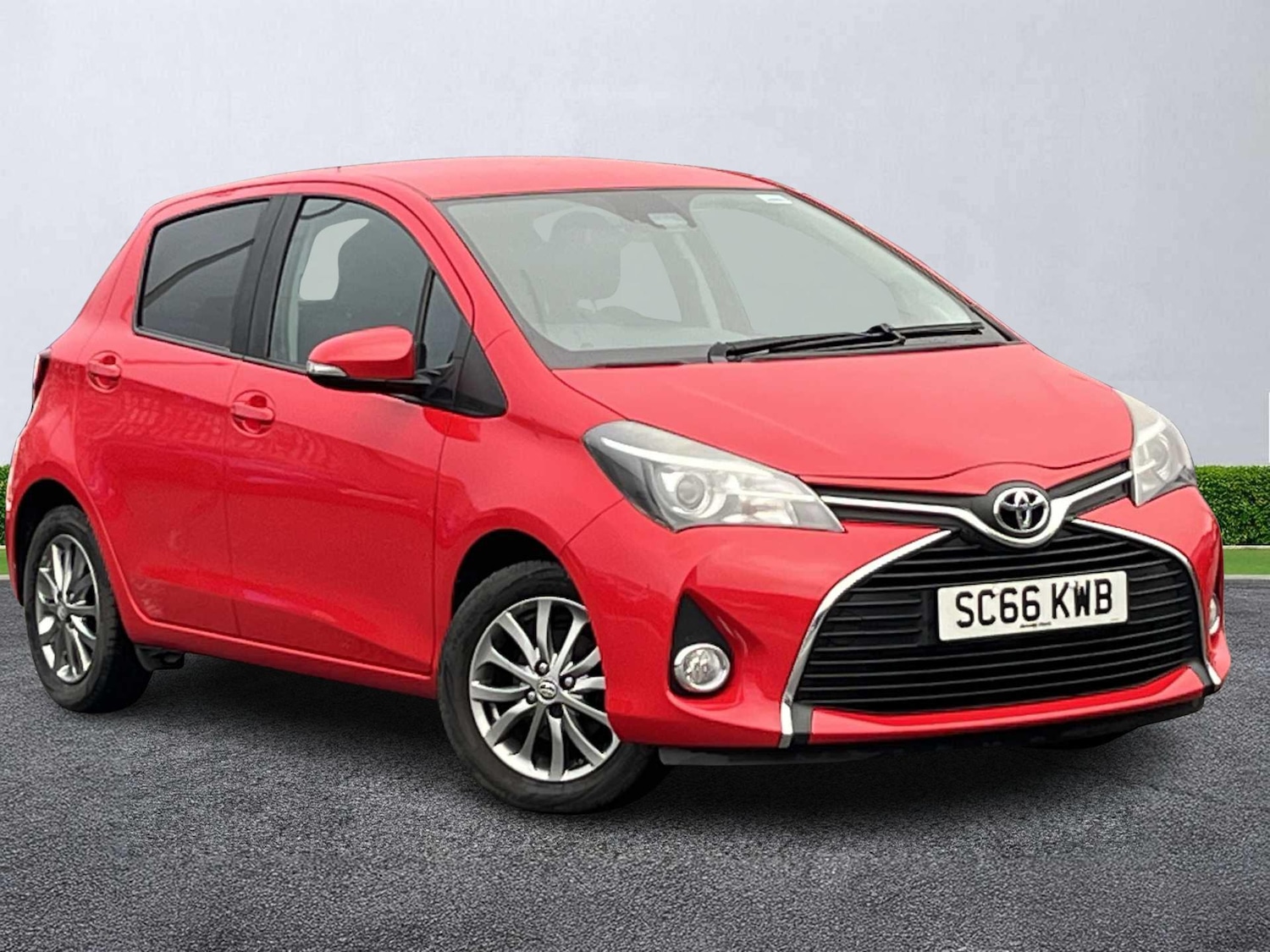 Used Toyota Yaris 2016 for sale - 77404820: Photo 1