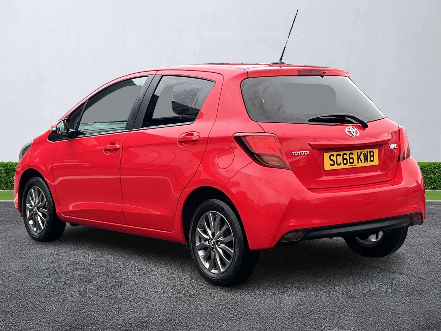 Used Toyota Yaris 2016 for sale - 77404820: Photo 15