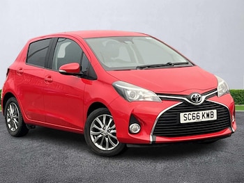 Used Toyota Yaris 2016 for sale - 77404820: Photo