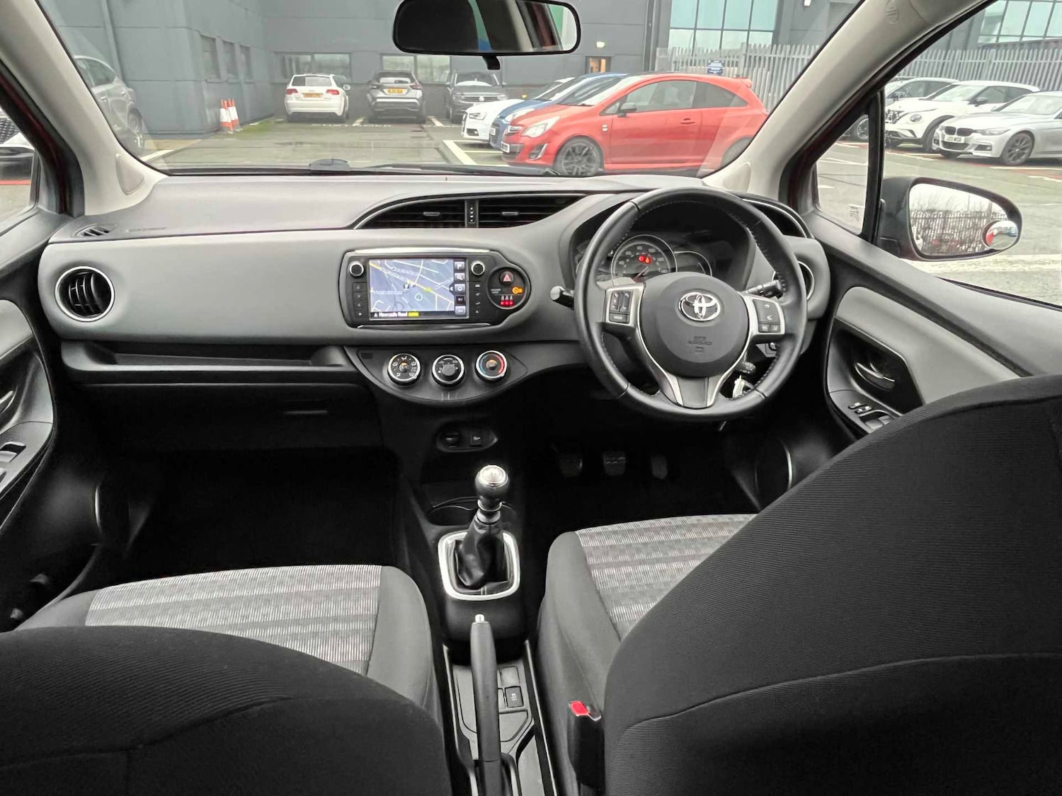 Used Toyota Yaris 2016 for sale - 77404820: Photo 46