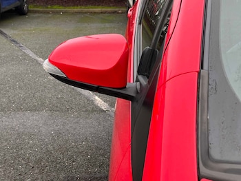 Used Toyota Yaris 2016 for sale - 77404820: Photo