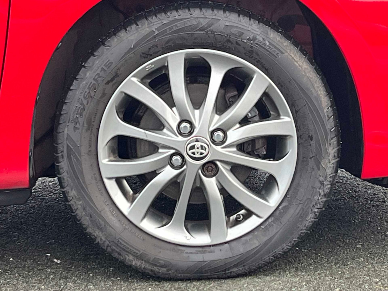 Used Toyota Yaris 2016 for sale - 77404820: Photo 5