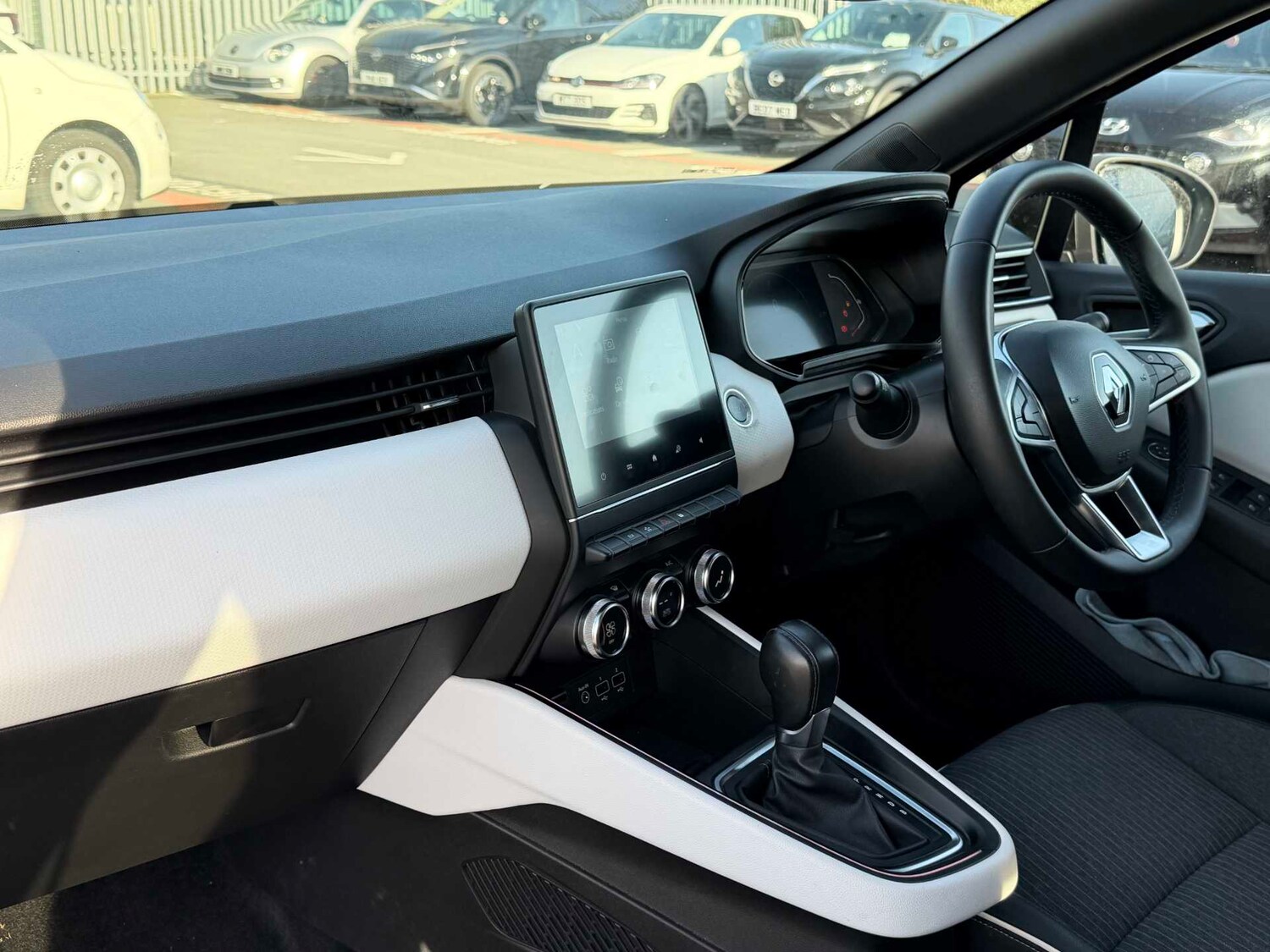 Used Renault Clio 2022 for sale - 76413982: Photo 7