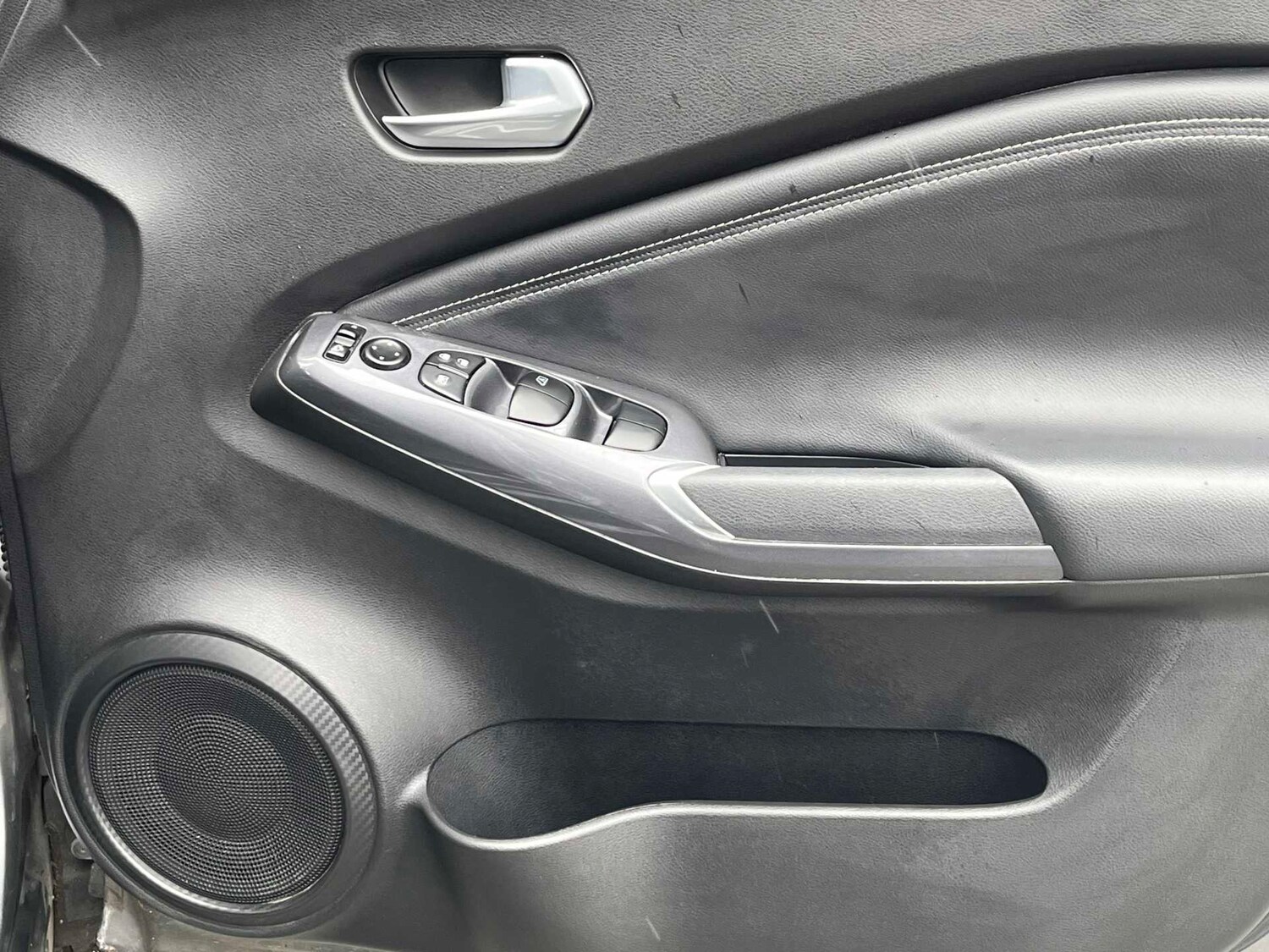 Used Nissan Juke 2023 for sale - 78196103: Photo 28