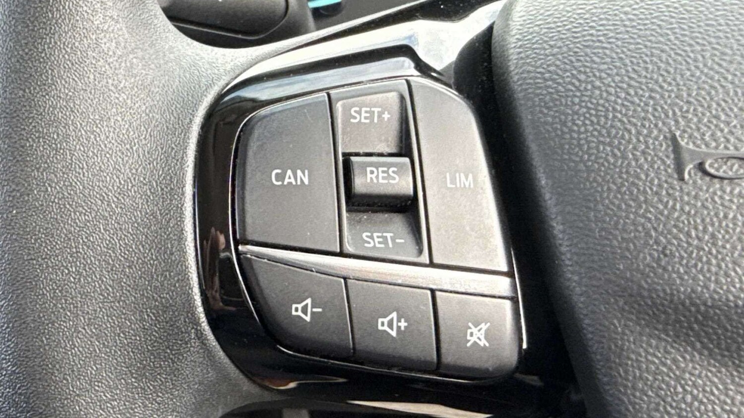 Vehicle 33