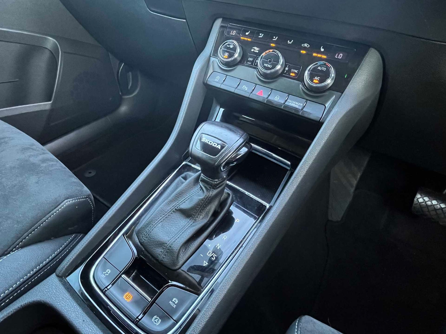 Used Skoda Karoq 2022 for sale - 77228274: Photo 43