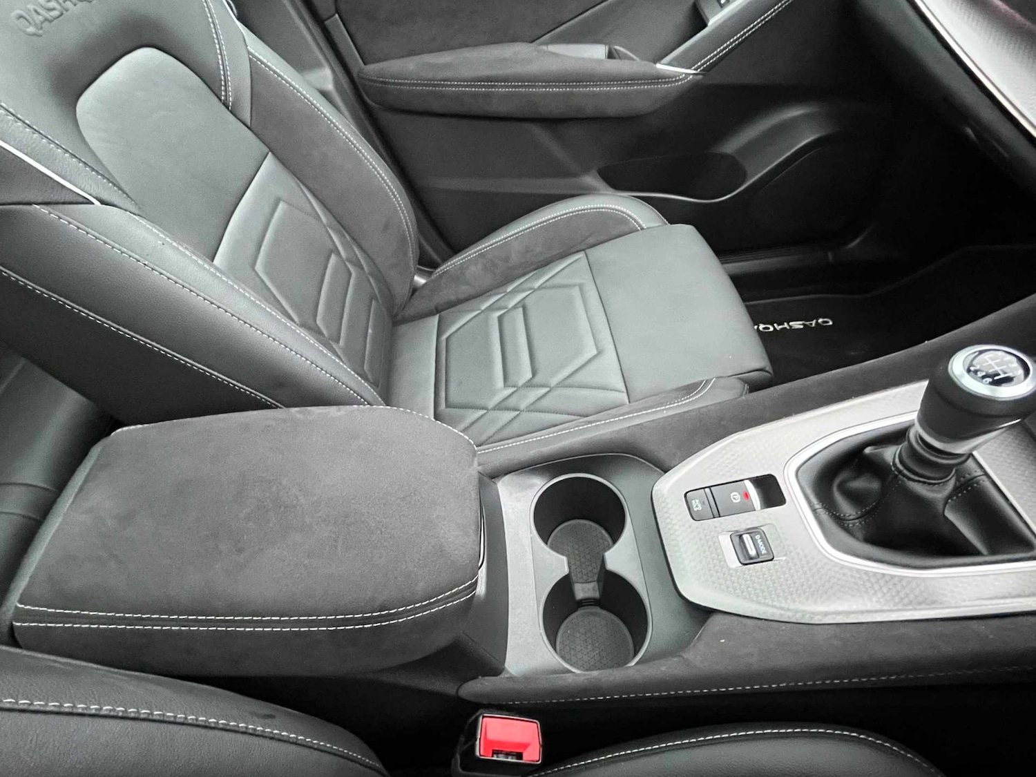 Used Nissan Qashqai 2024 for sale - 77289273: Photo 30