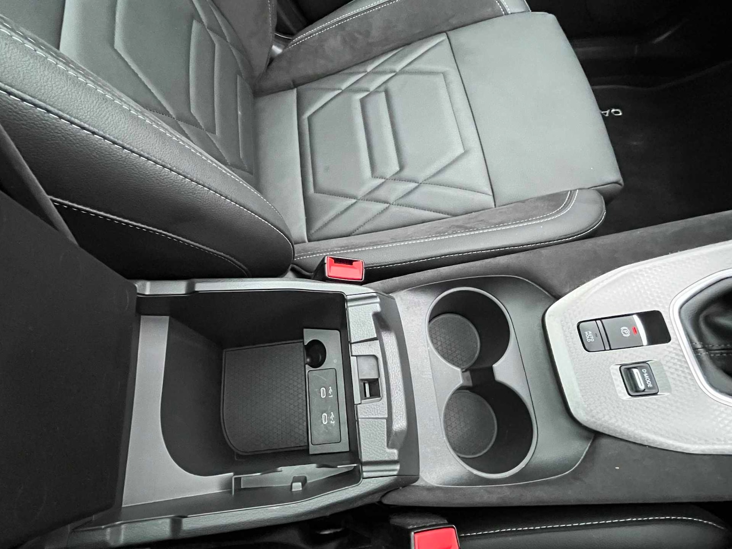 Used Nissan Qashqai 2024 for sale - 77289273: Photo 31