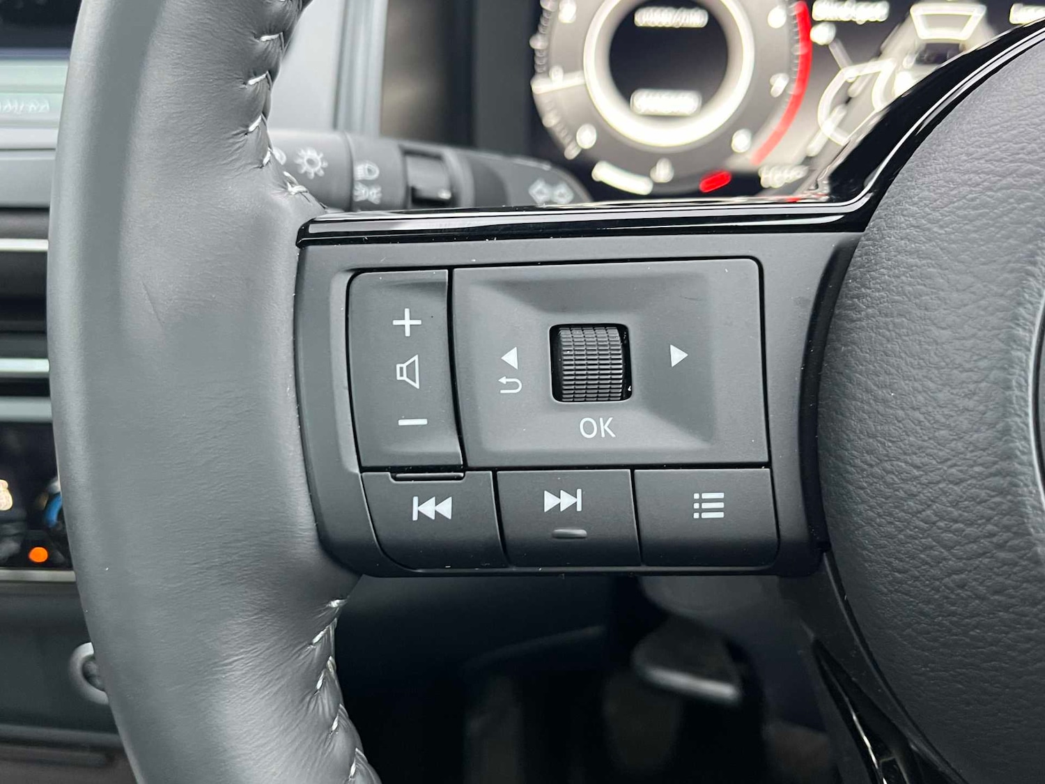 Used Nissan Qashqai 2024 for sale - 77289273: Photo 43