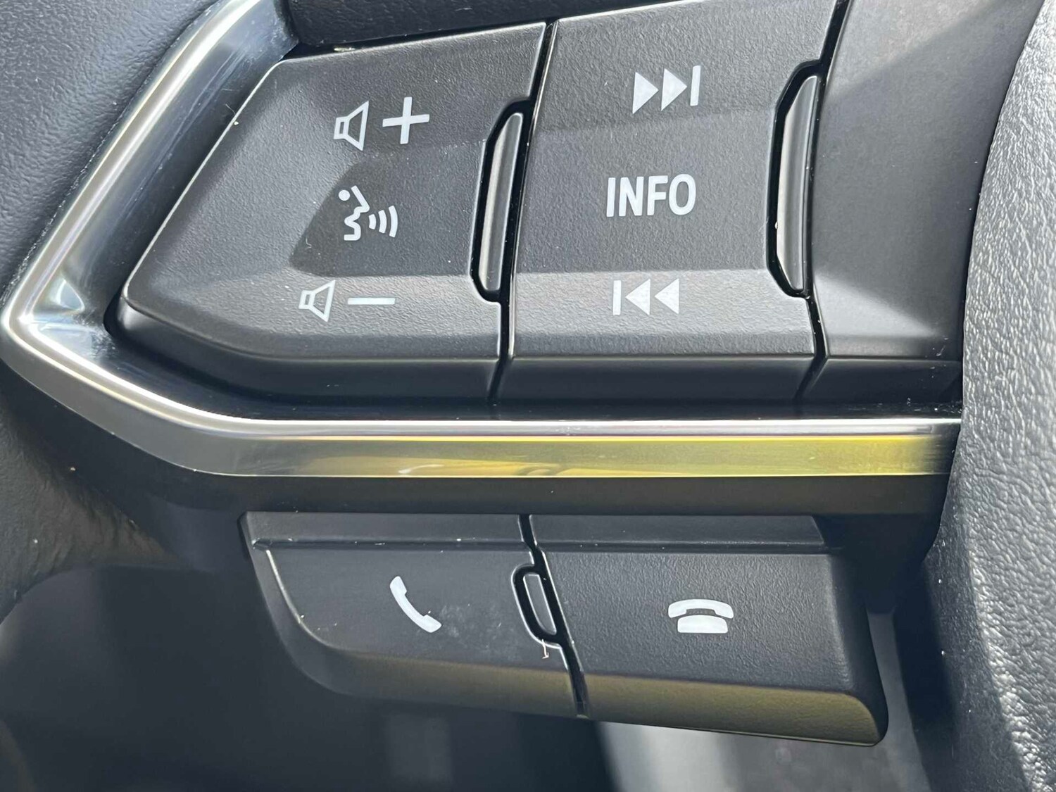 Used Mazda Mazda2 2022 for sale - 78196478: Photo 37