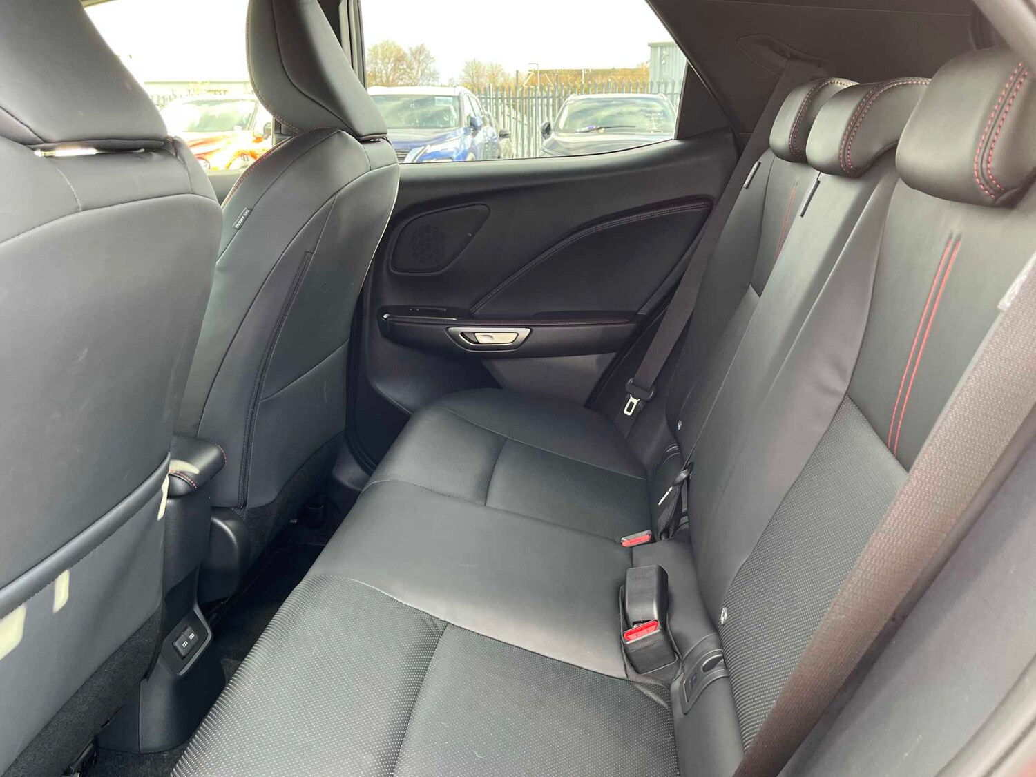 Used Lexus LBX 2024 for sale - 78196078: Photo 12