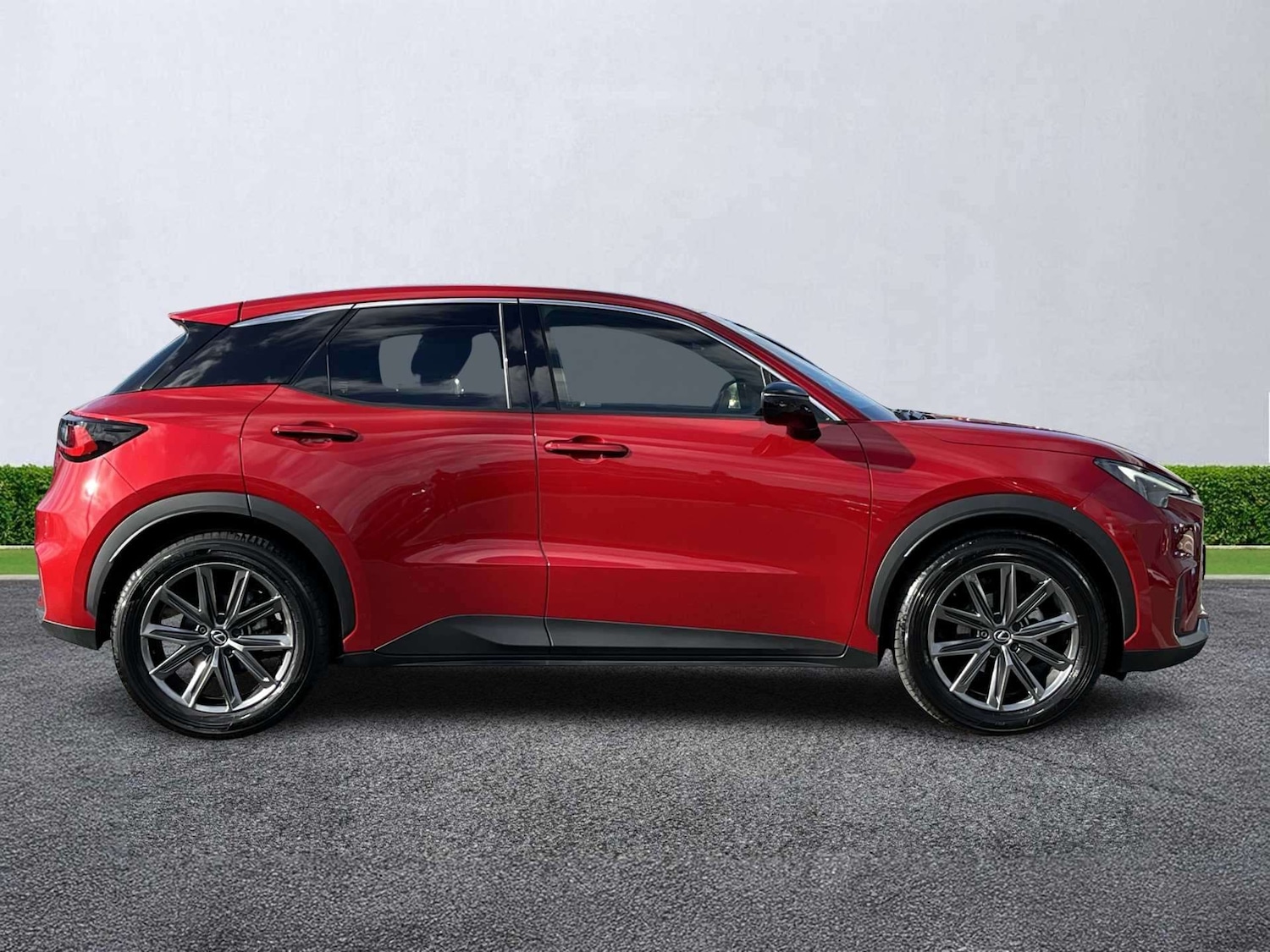 Used Lexus LBX 2024 for sale - 78196078: Photo 3