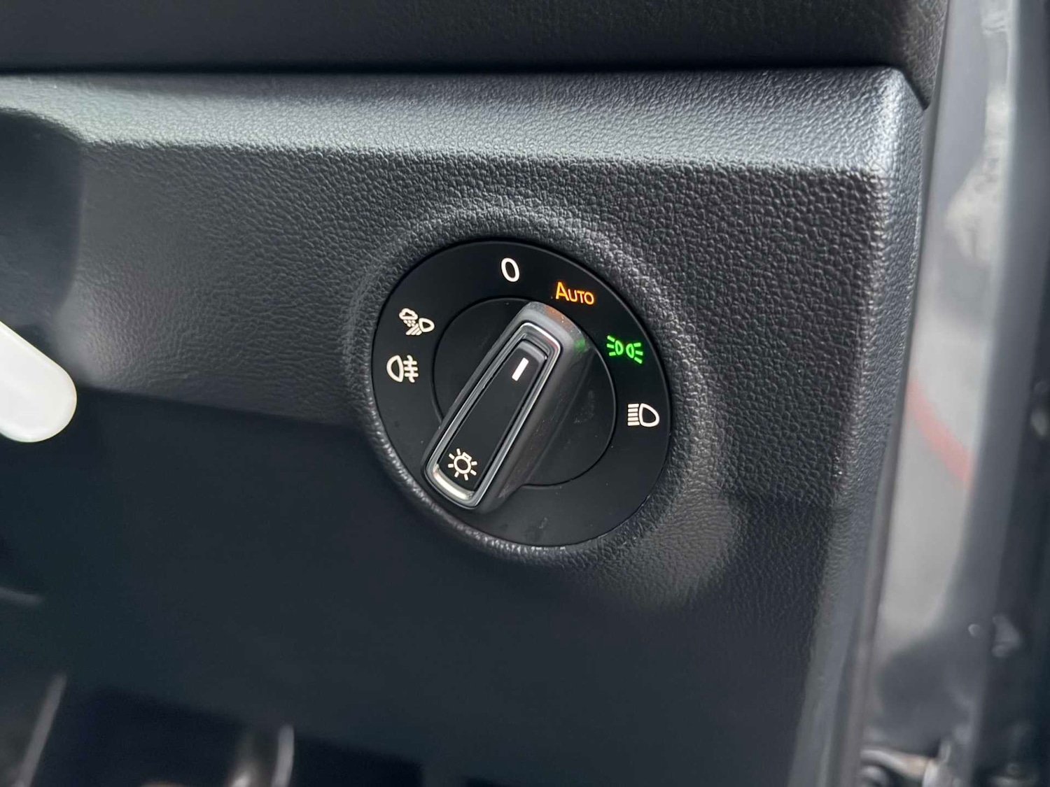 Used Volkswagen T-Roc 2022 for sale - 76497254: Photo 25