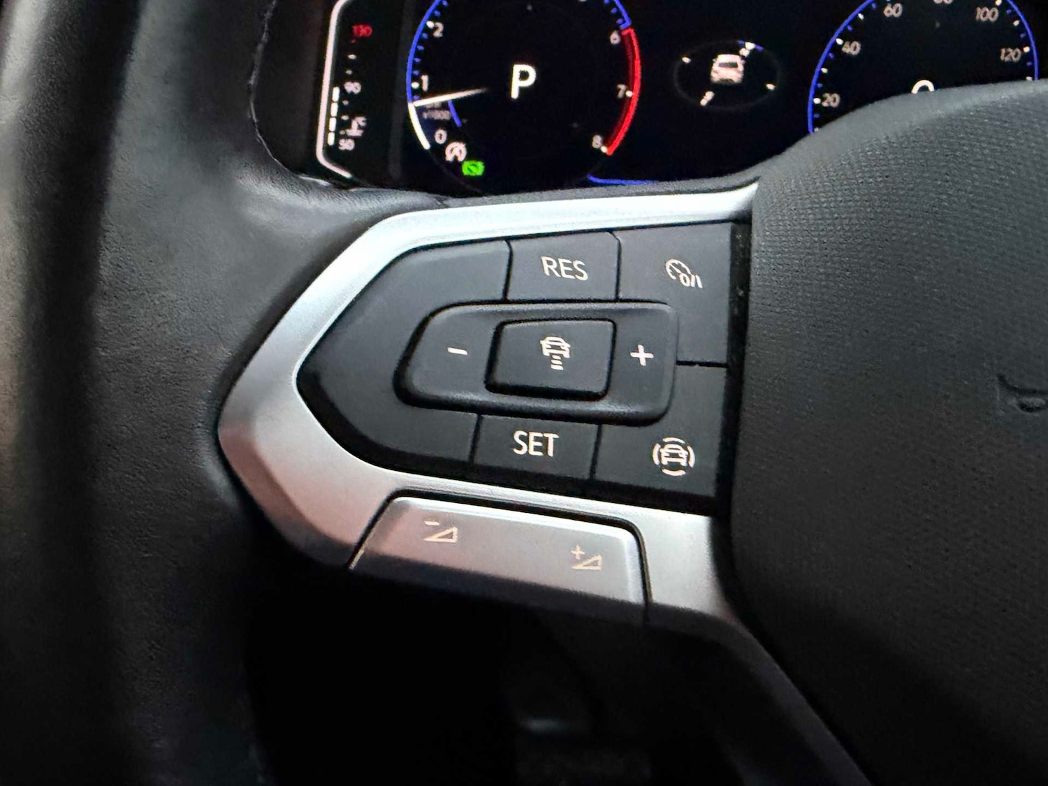 Used Volkswagen T-Roc 2022 for sale - 76497254: Photo 29