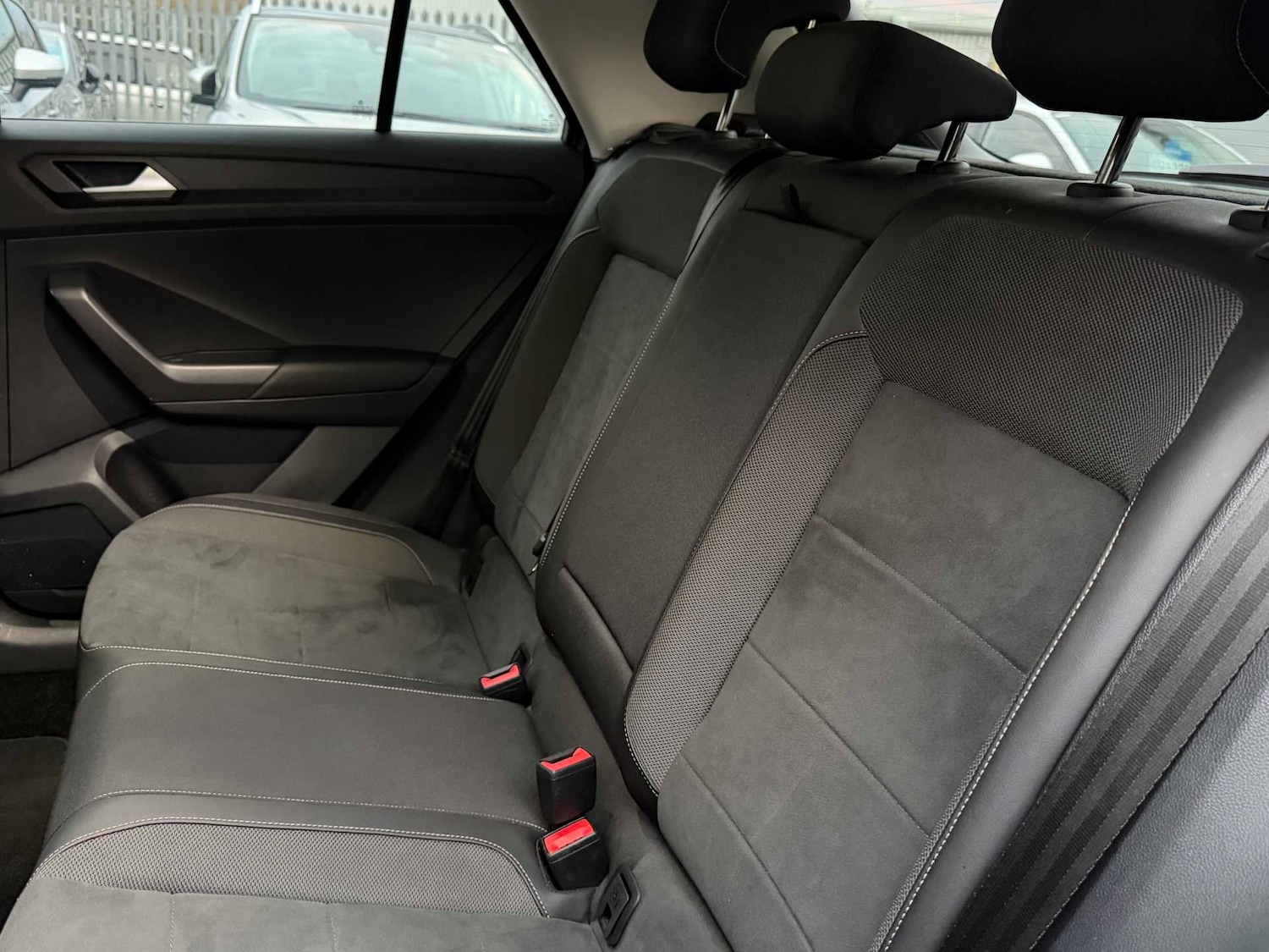 Used Volkswagen T-Roc 2022 for sale - 76497254: Photo 38