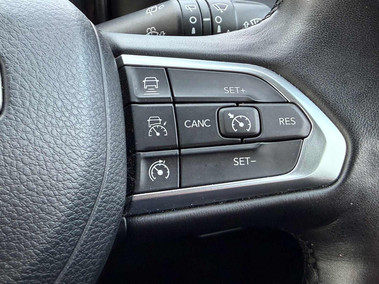 Used Jeep Compass 2023 for sale - 76643524: Photo 38