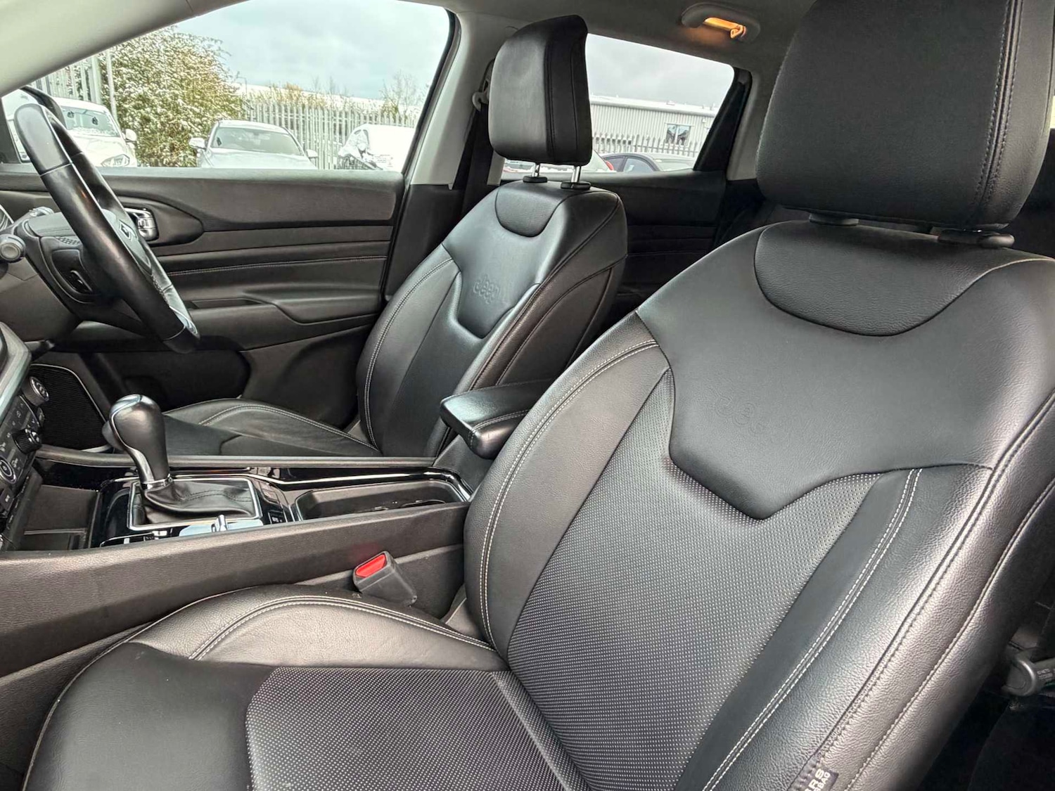 Used Jeep Compass 2023 for sale - 76643524: Photo 44