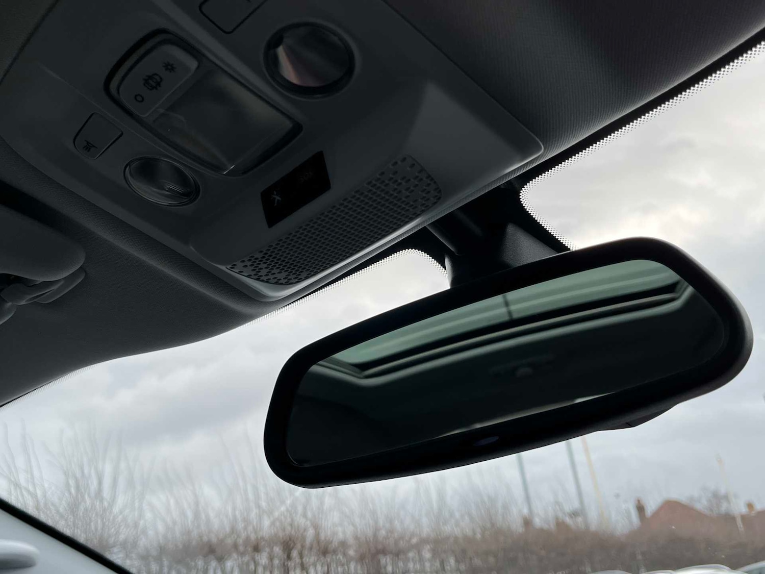 Used Peugeot 2008 2017 for sale - 77201363: Photo 33