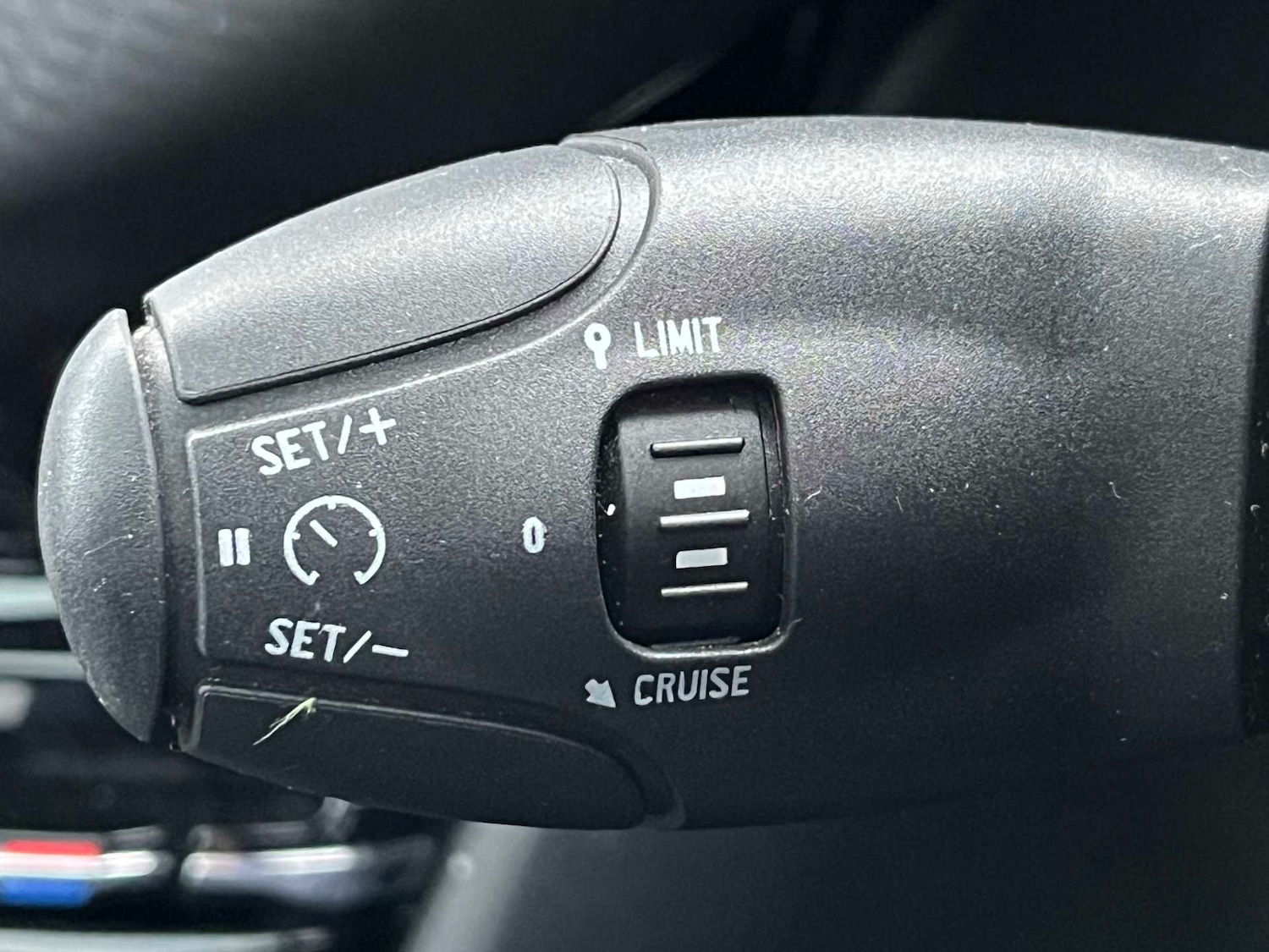 Used Peugeot 2008 2017 for sale - 77201363: Photo 38