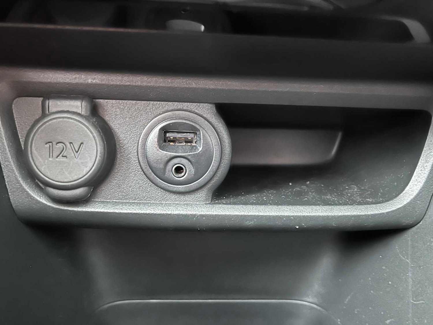 Used Peugeot 2008 2017 for sale - 77201363: Photo 41