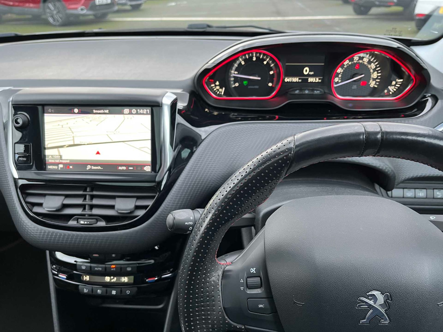 Used Peugeot 2008 2017 for sale - 77201363: Photo 48