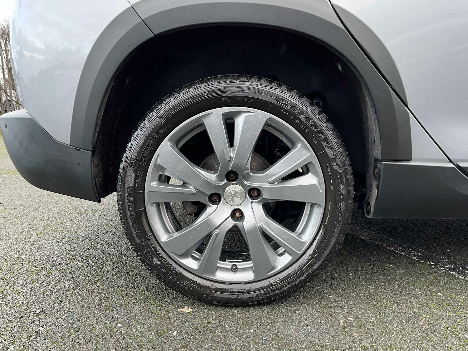 Used Peugeot 2008 2017 for sale - 77201363: Photo 5