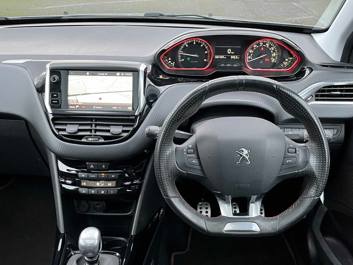 Used Peugeot 2008 2017 for sale - 77201363: Photo 50