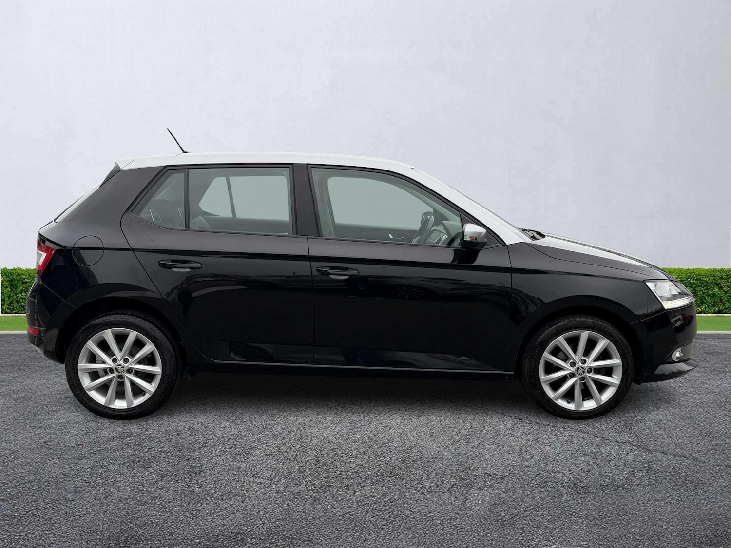 Used Skoda Fabia 2020 for sale - 76418222: Photo 3