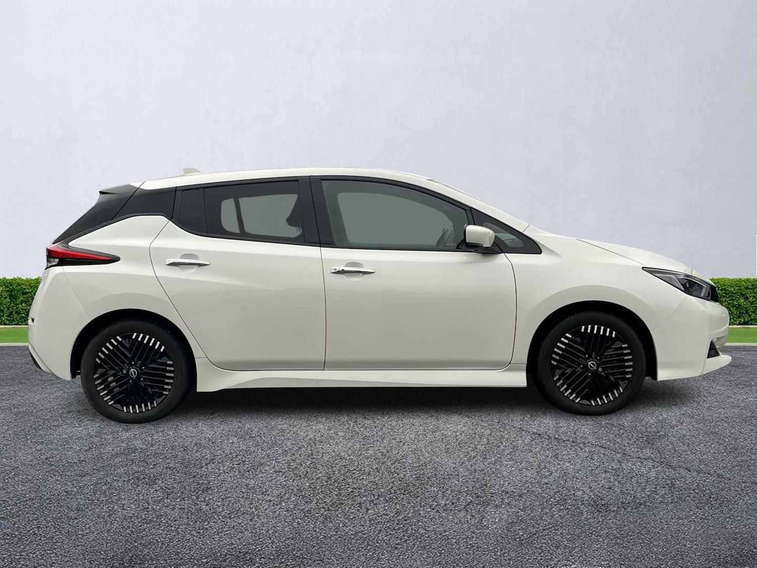 Used Nissan Leaf 2023 for sale - 77303821: Photo 8