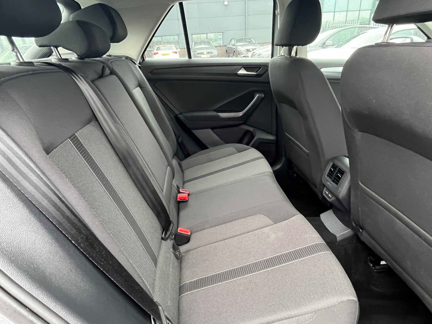 Used Volkswagen T-Roc 2022 for sale - 77701329: Photo 40