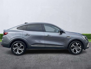 Used Renault Arkana 2023 for sale - 78940099: Photo
