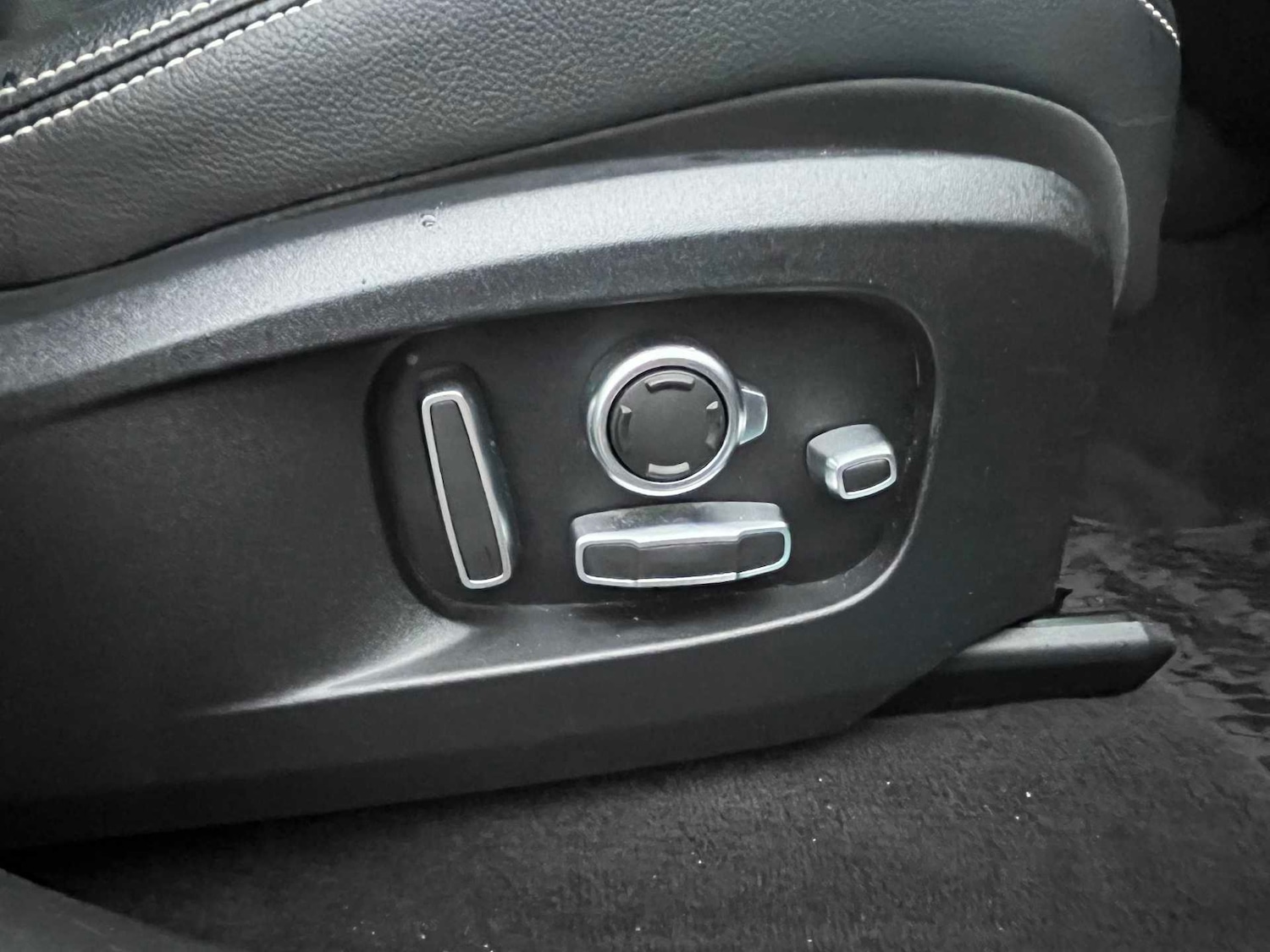 Used Jaguar F-Pace 2021 for sale - 77385377: Photo 28