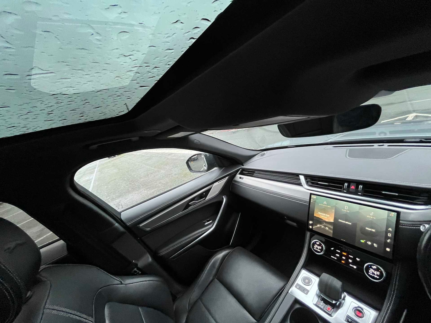 Used Jaguar F-Pace 2021 for sale - 77385377: Photo 40