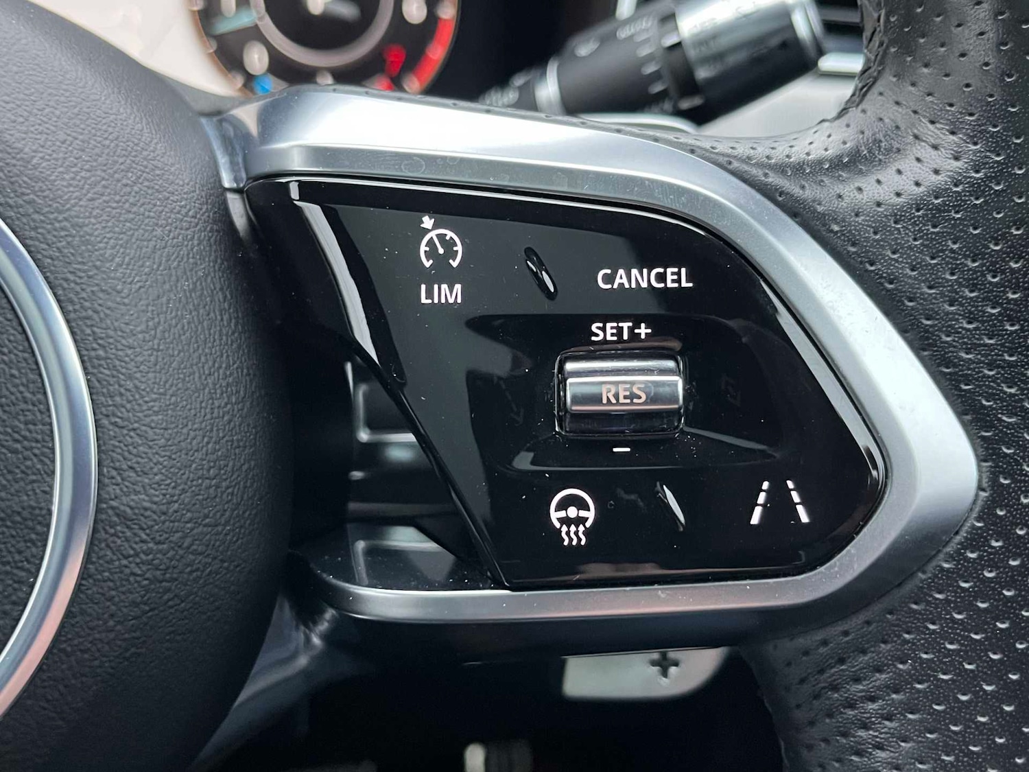 Used Jaguar F-Pace 2021 for sale - 77385377: Photo 44