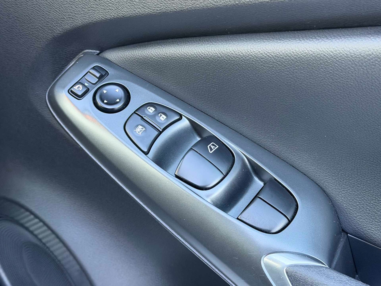 Used Nissan Juke 2024 for sale - 77201358: Photo 30