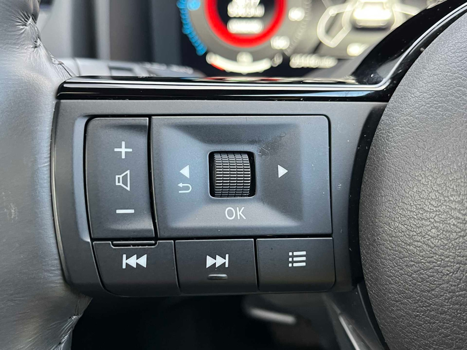 Used Nissan X-Trail 2024 for sale - 78039332: Photo 37