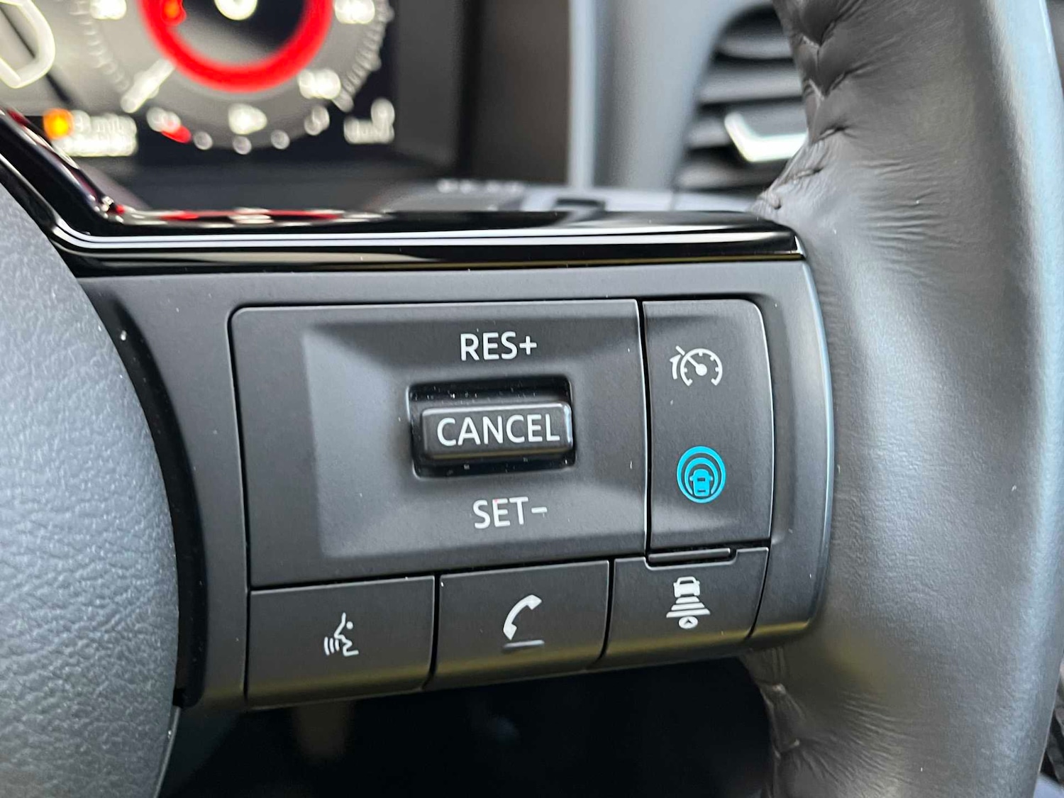 Used Nissan X-Trail 2024 for sale - 78039332: Photo 38