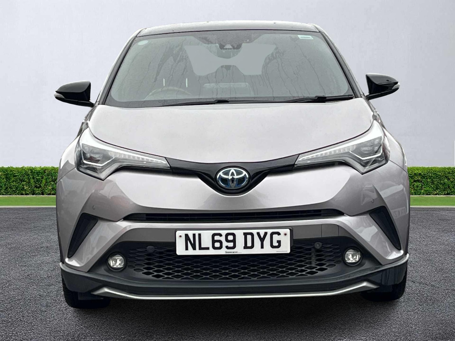 Used Toyota C-HR 2019 for sale - 77980057: Photo 2