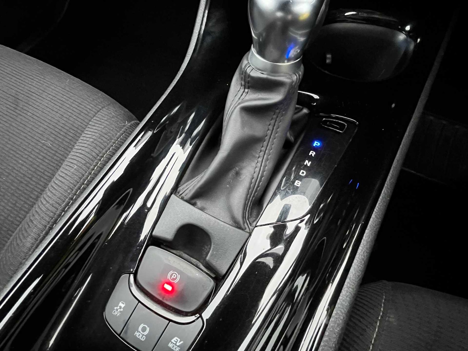 Used Toyota C-HR 2019 for sale - 77980057: Photo 27