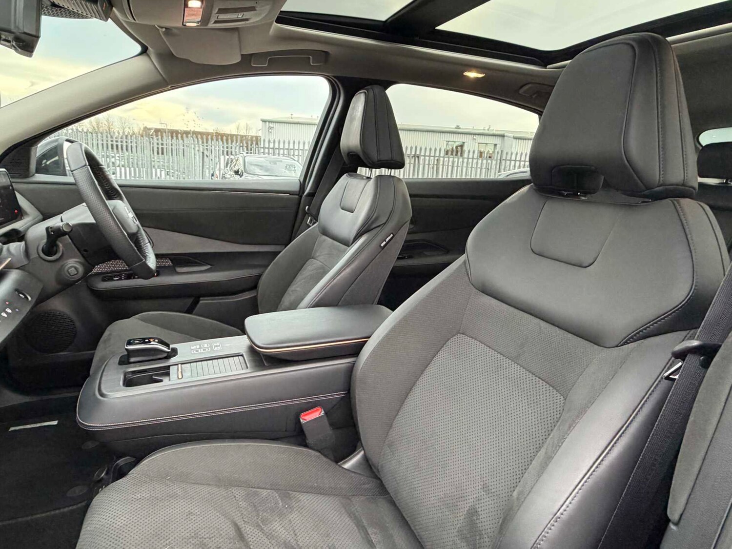 Used Nissan ARIYA 2025 for sale - 75513085: Photo 47