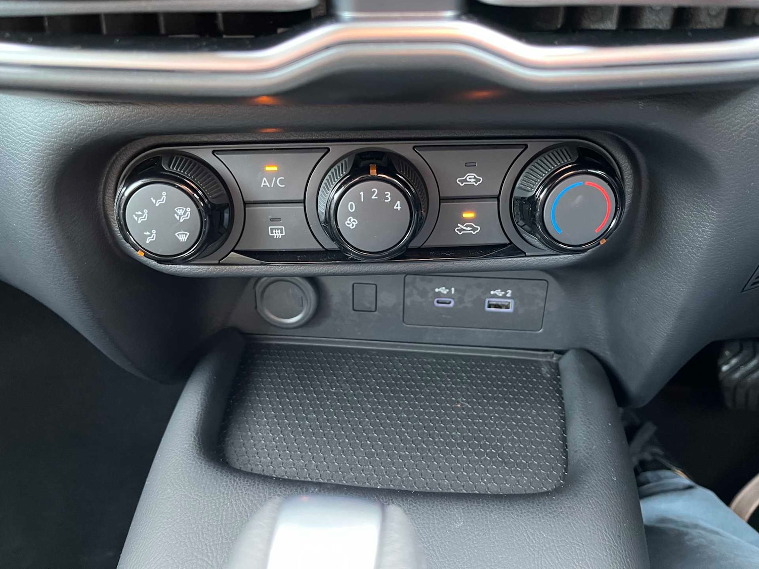 Used Nissan Juke 2024 for sale - 77201353: Photo 36