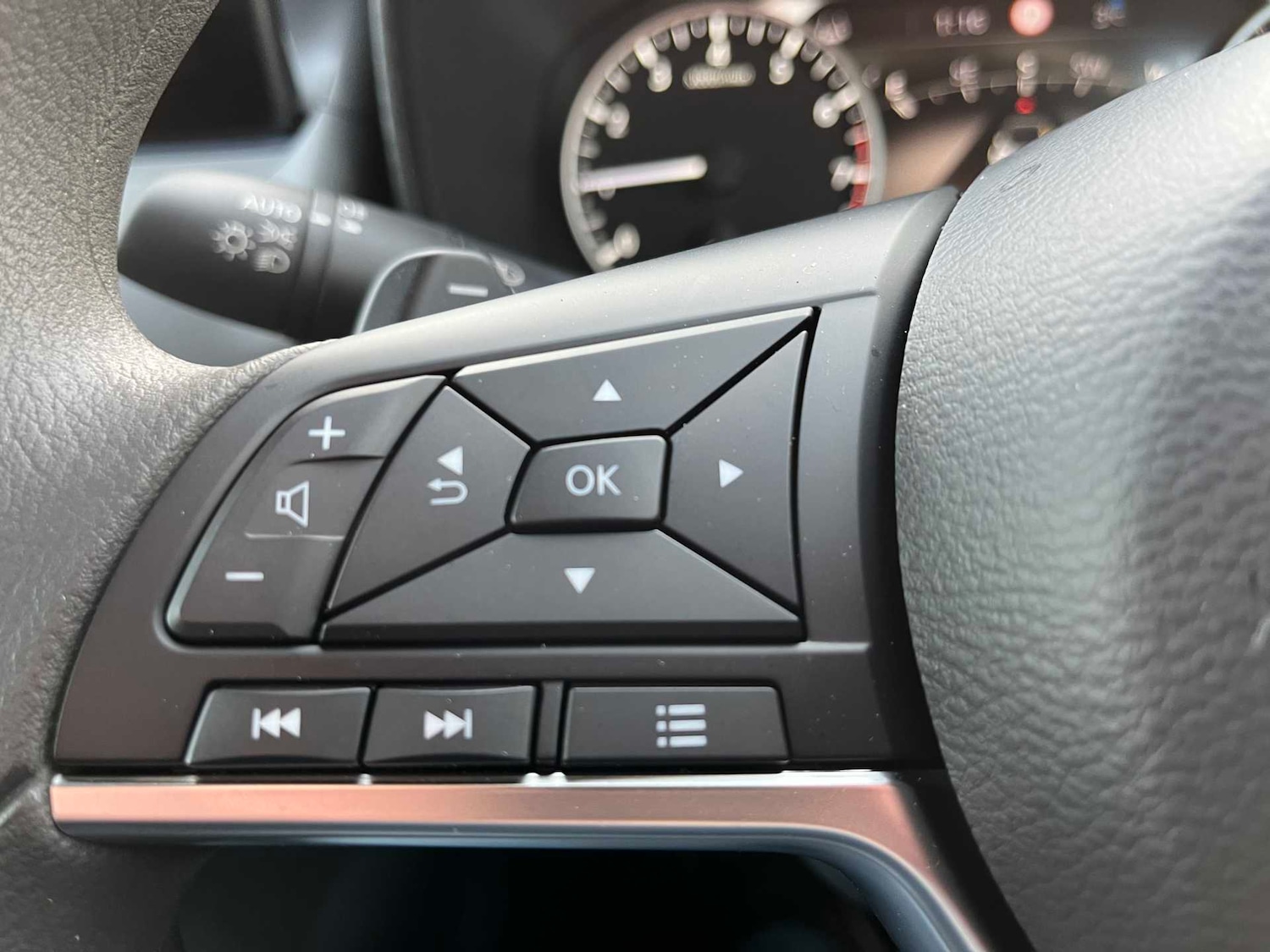 Used Nissan Juke 2024 for sale - 77201353: Photo 41