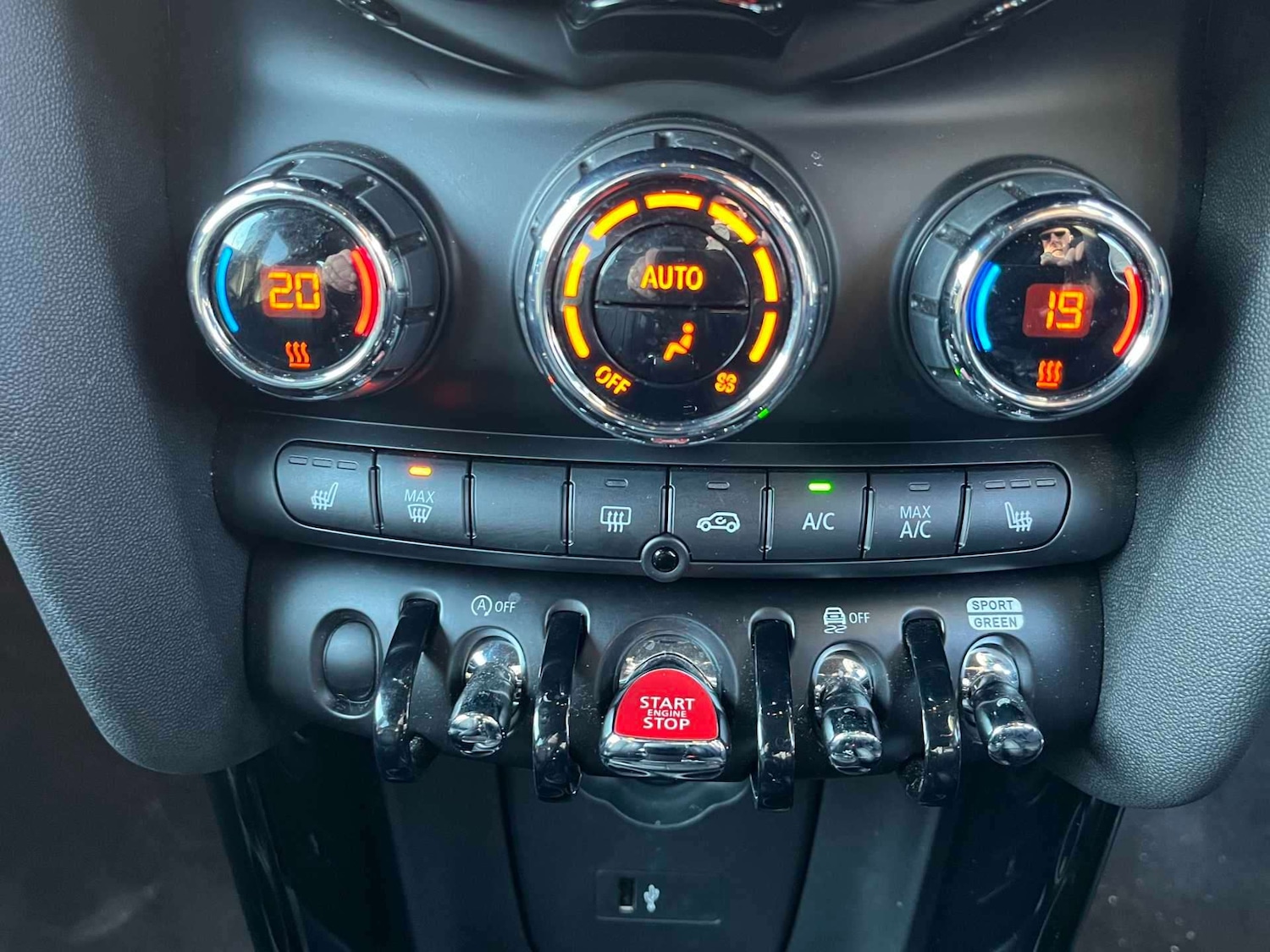 Used MINI Hatch 2022 for sale - 77676384: Photo 27