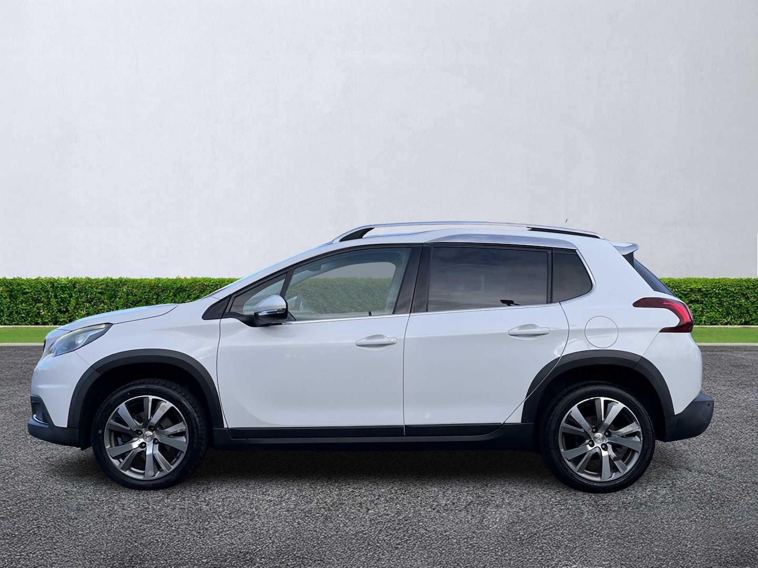 Used Peugeot 2008 2016 for sale - 77240367: Photo 11