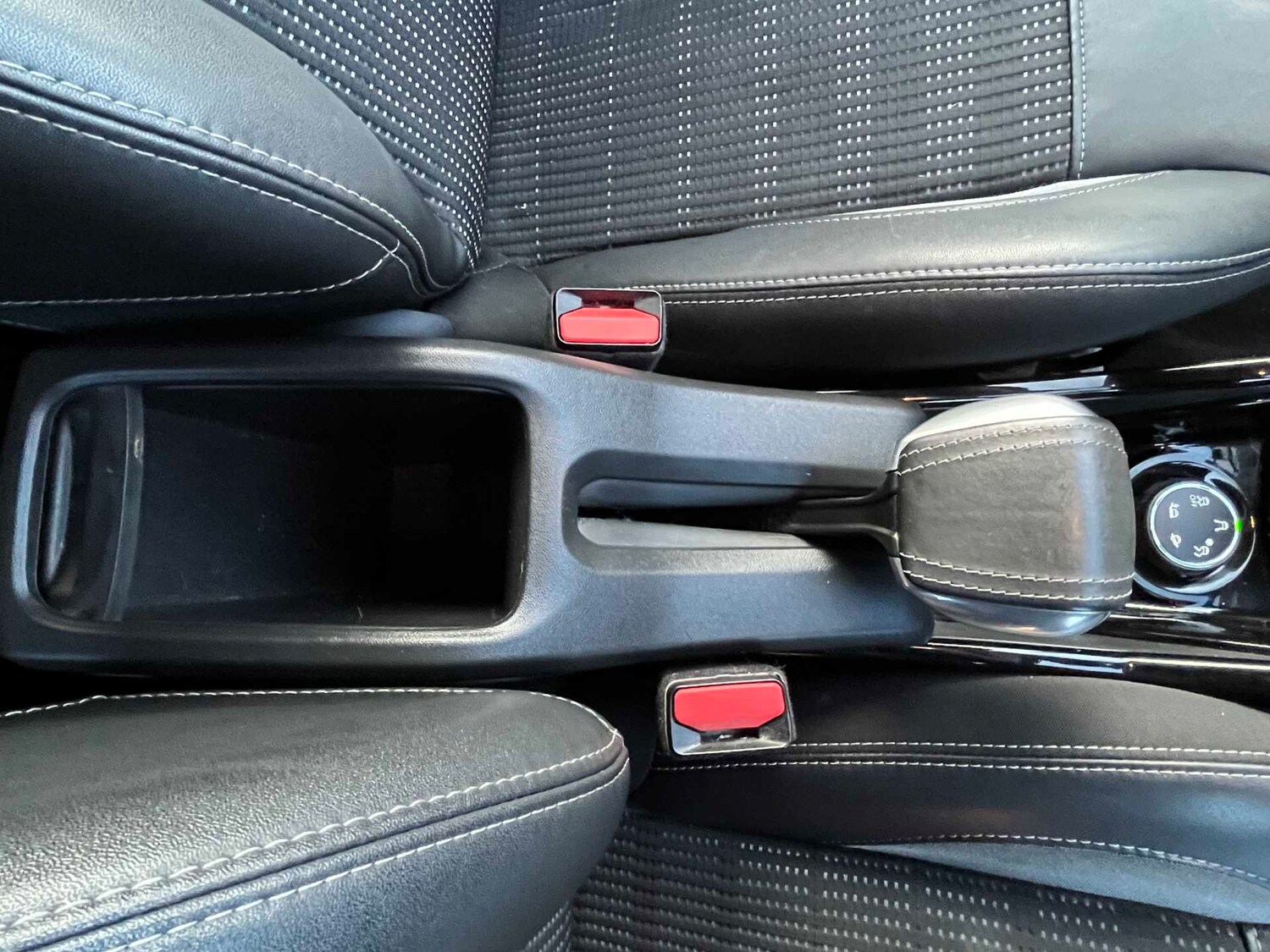 Used Peugeot 2008 2016 for sale - 77240367: Photo 23