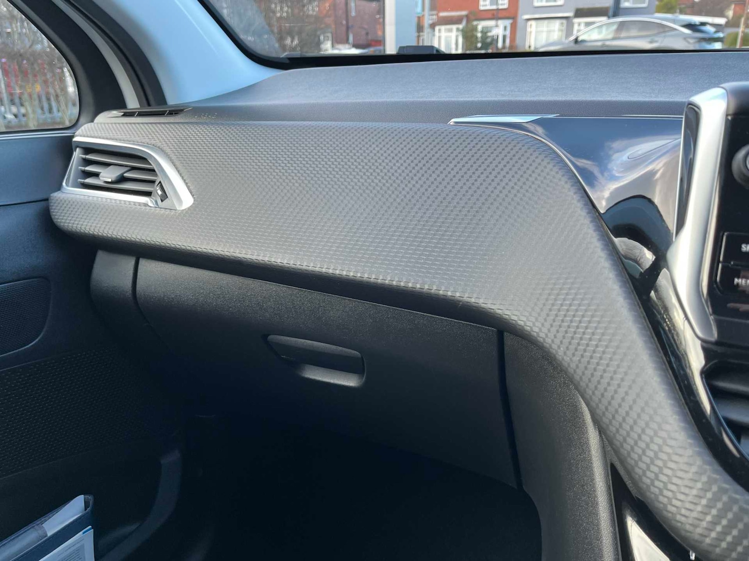 Used Peugeot 2008 2016 for sale - 77240367: Photo 41