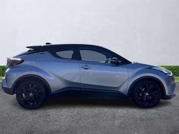 Used Toyota C-HR 2017 for sale - 78526644: Photo