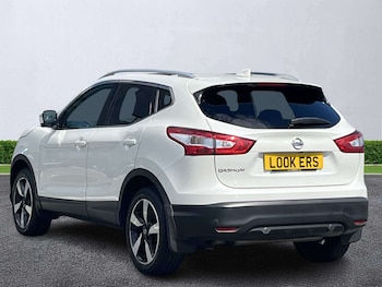 Used Nissan Qashqai 2017 for sale - 79399368: Photo