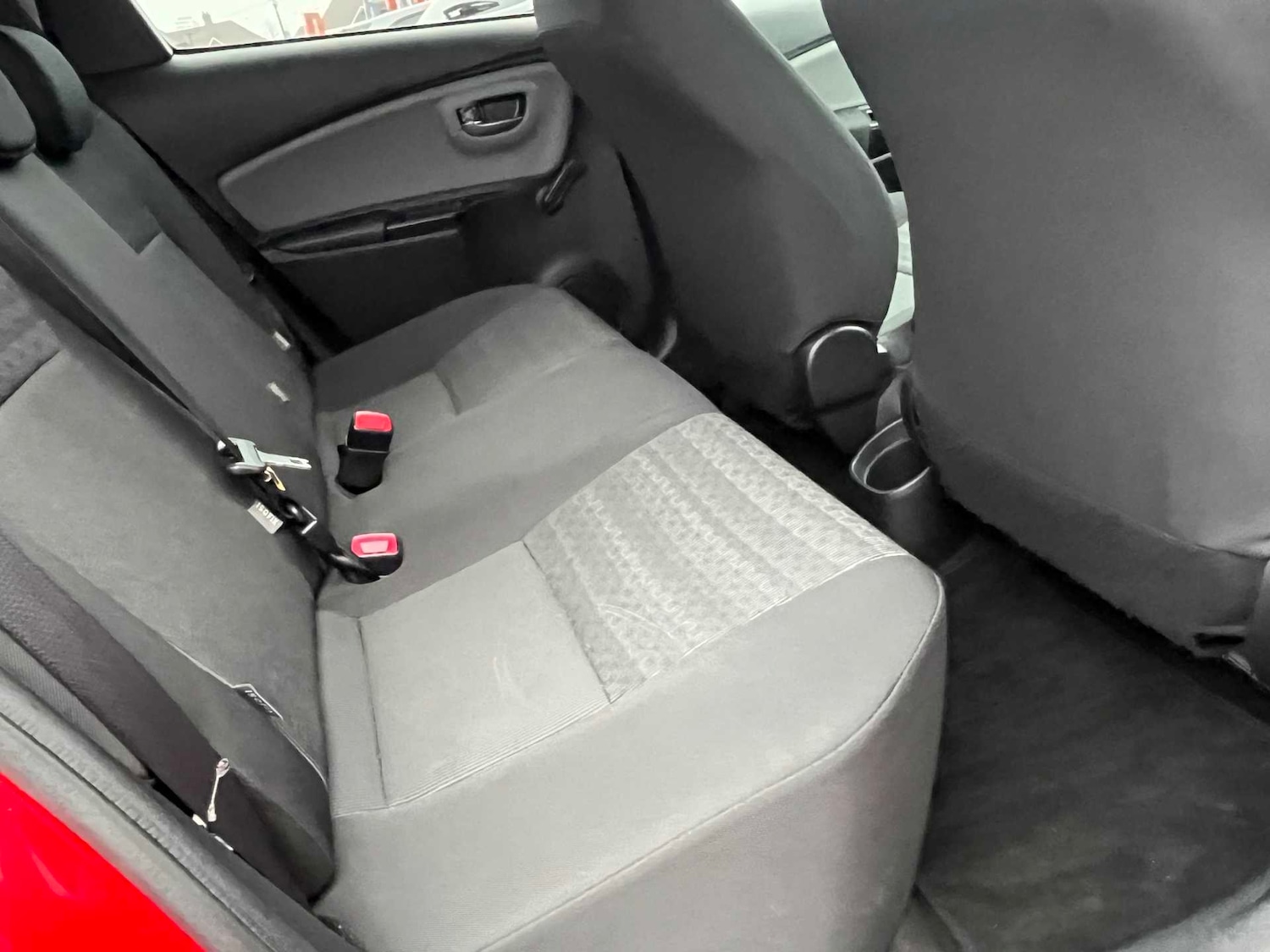 Used Toyota Yaris 2016 for sale - 77830498: Photo 44